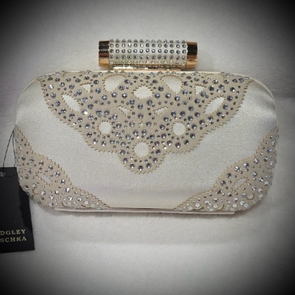 Badgley Mischka NWT Ivory Satin Rhinestone Clutch